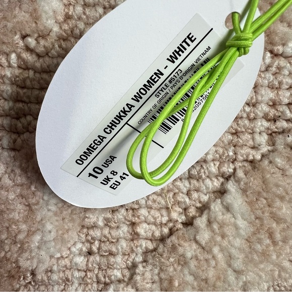 OOFOS OOmega Chukka Recovery Shoe - Women’s - Picture 4 of 5